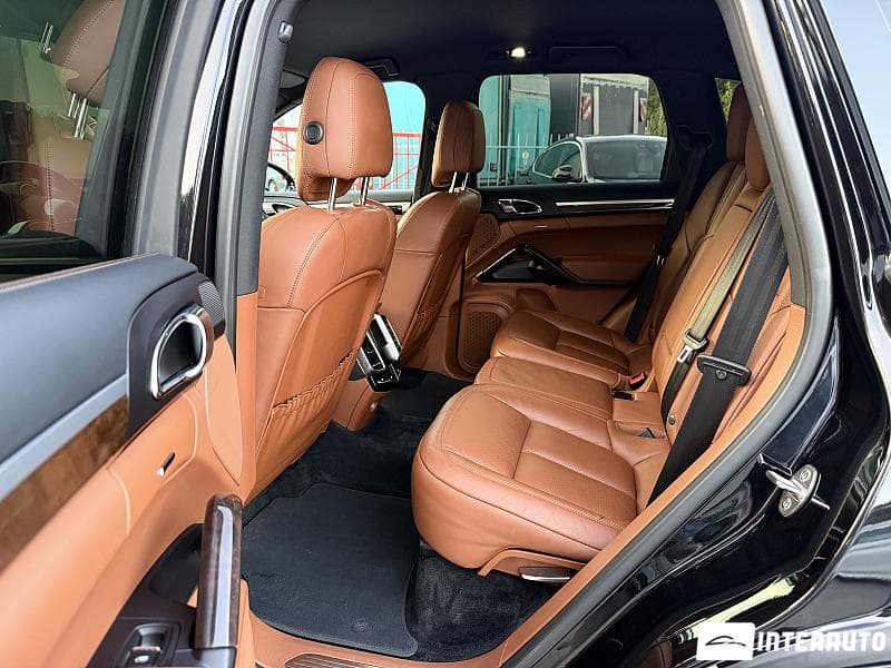 Porsche Cayenne 2016 — Миниатюра 20