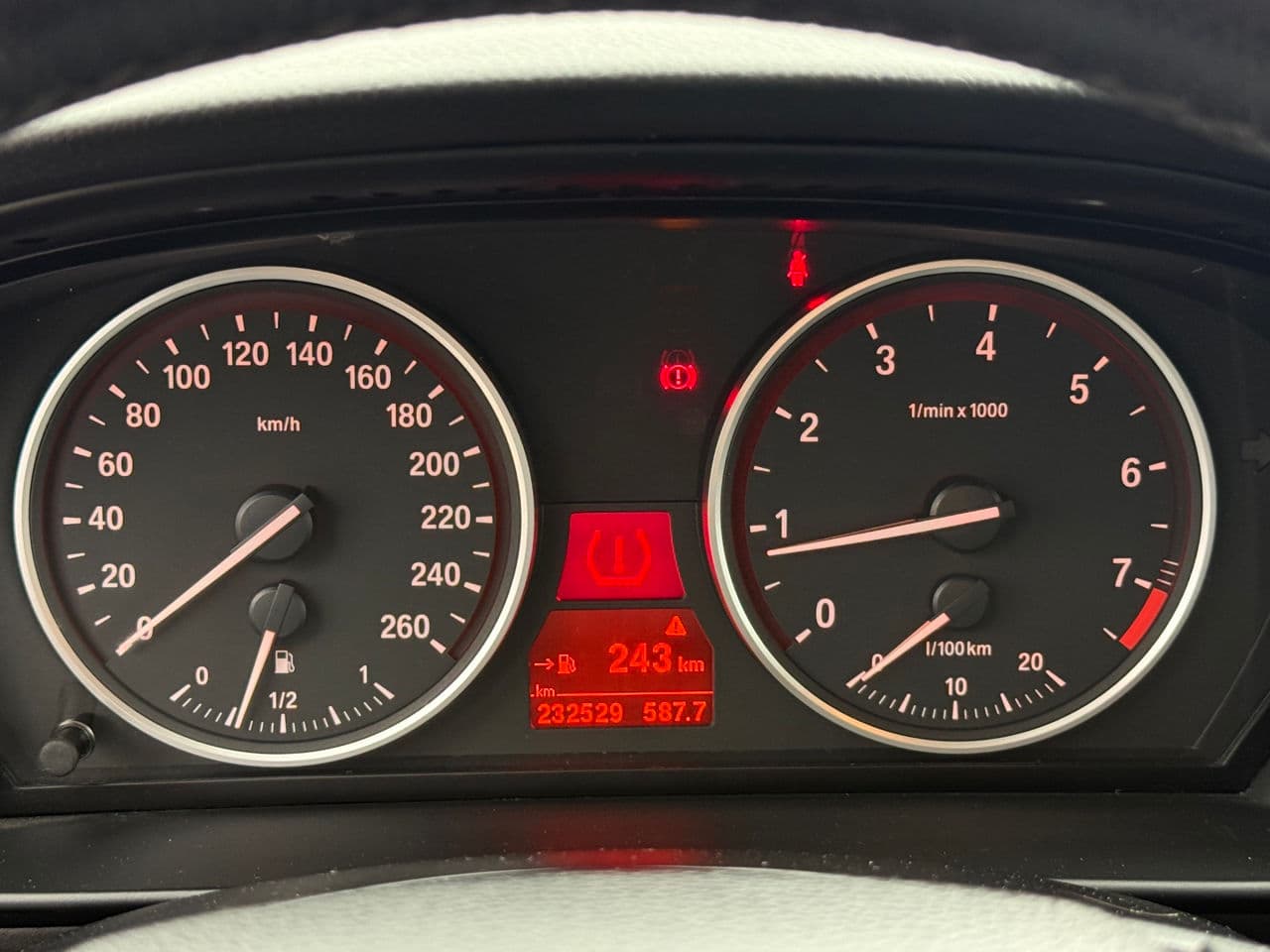 BMW 520 2008 — Миниатюра 8