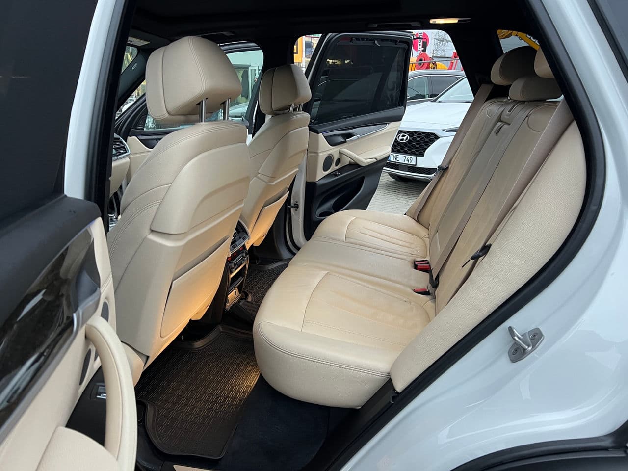 2016 BMW X5 4.0e — Miniatură 13