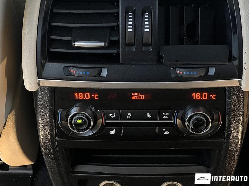 2016 BMW X5 4.0e — Miniatură 14