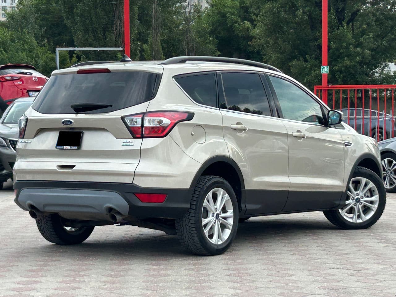 Ford Escape 2018 — Миниатюра 3