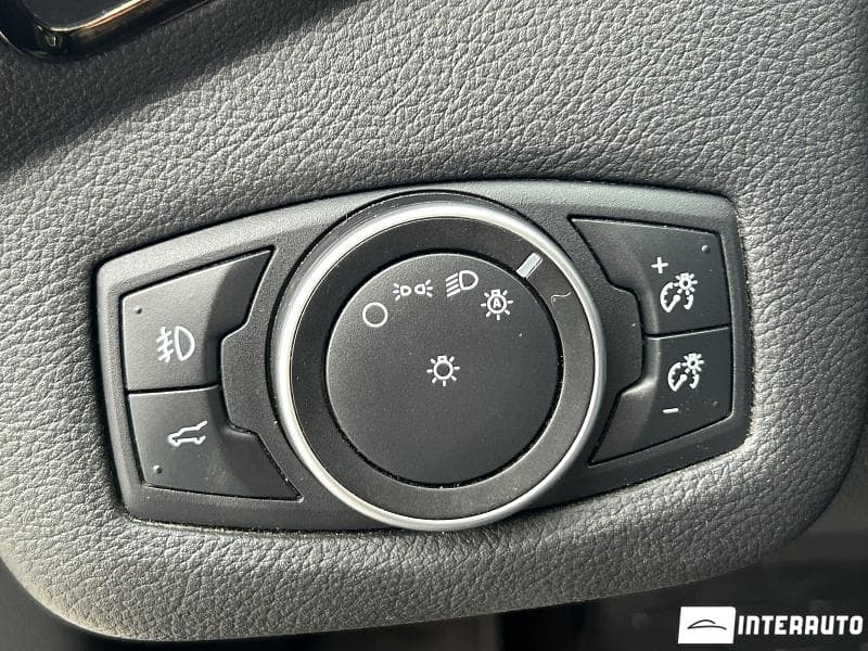 Ford Escape 2018 — Миниатюра 9