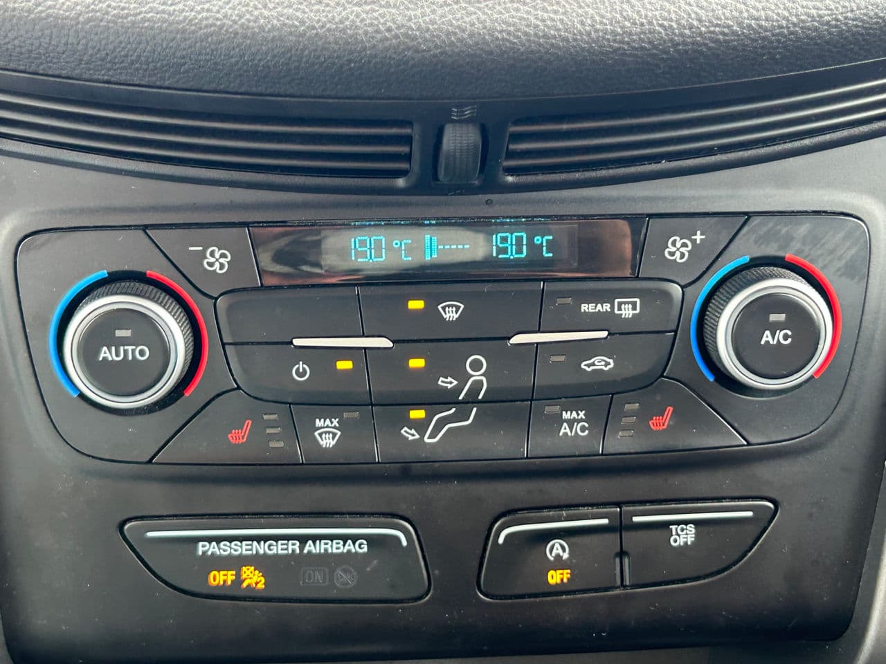 Ford Escape 2018 — Миниатюра 13