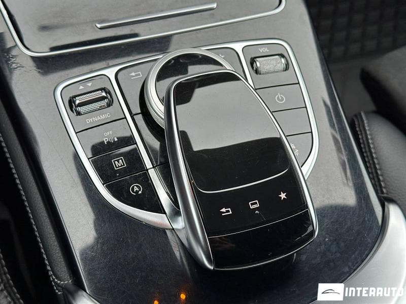 2015 Mercedes GLC 250d — Miniatură 13