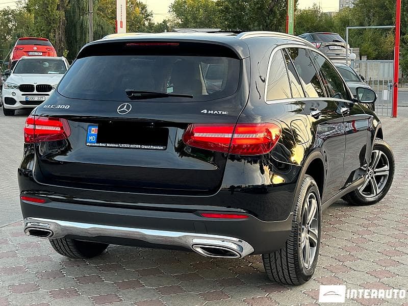 2015 Mercedes GLC 300 — Miniatură 3