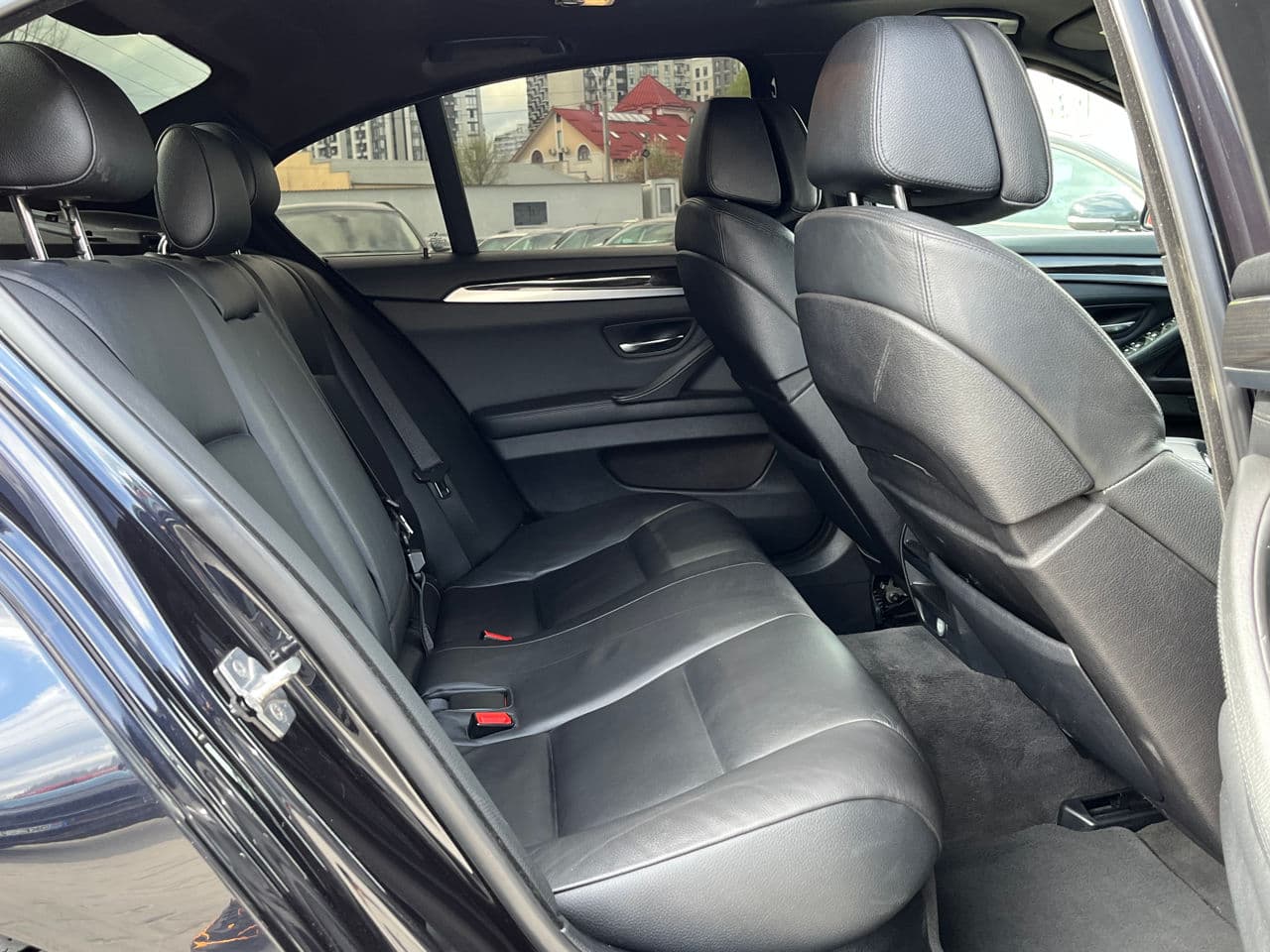 BMW 528 2011 — Миниатюра 20