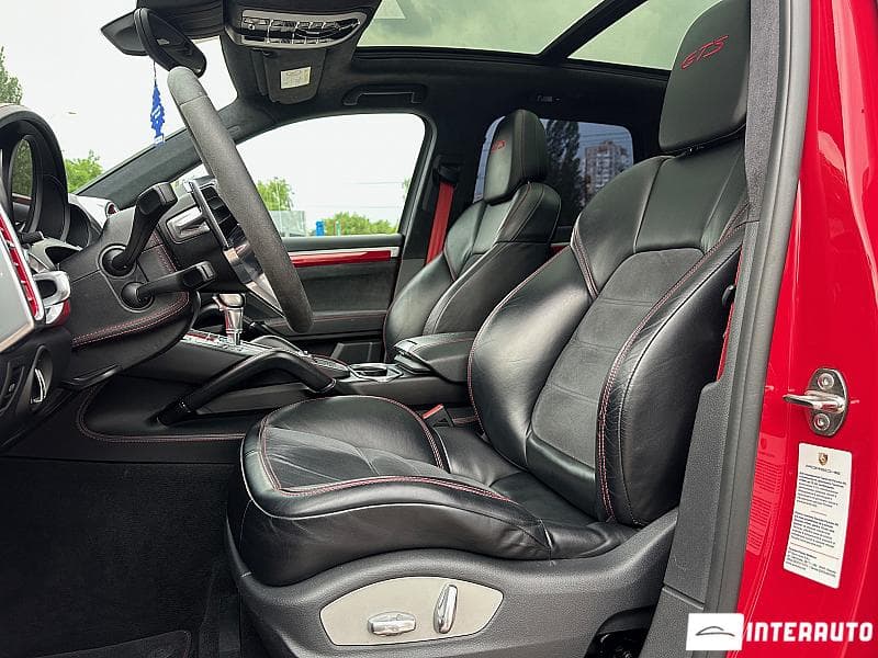 Porsche Cayenne GTS 2015 — Миниатюра 8