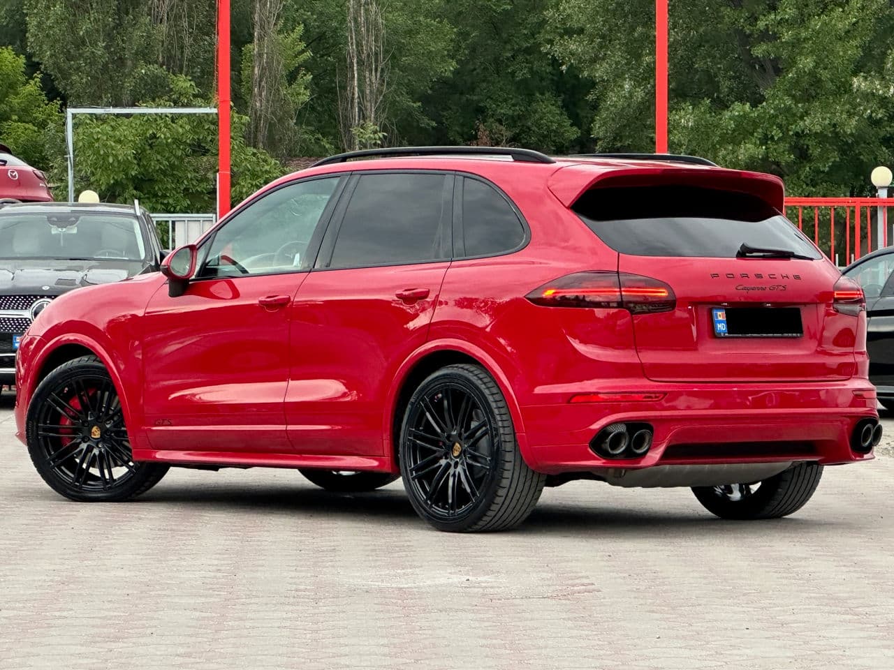 Porsche Cayenne GTS 2015 — Миниатюра 2