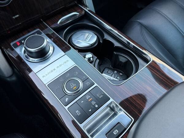 2014 Land Rover Range Rover Vogue — Miniatură 16
