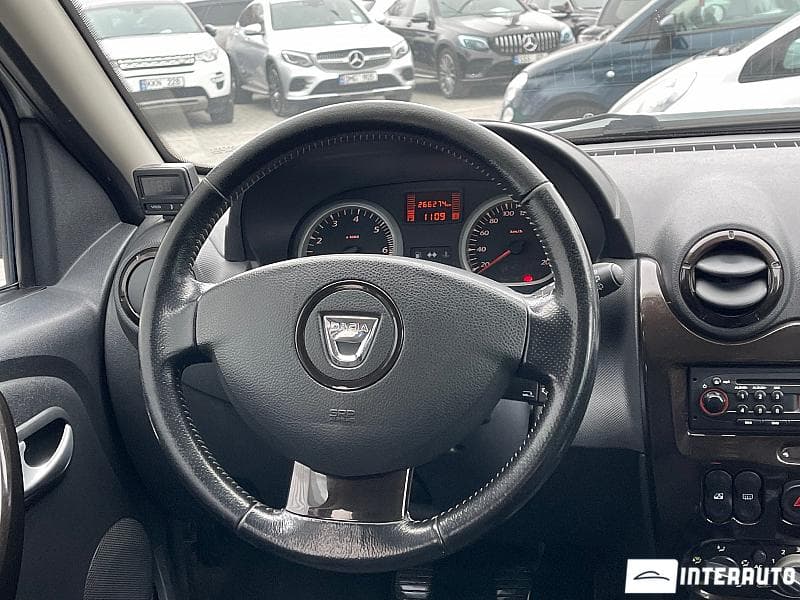 2011 Dacia Duster — Miniatură 8