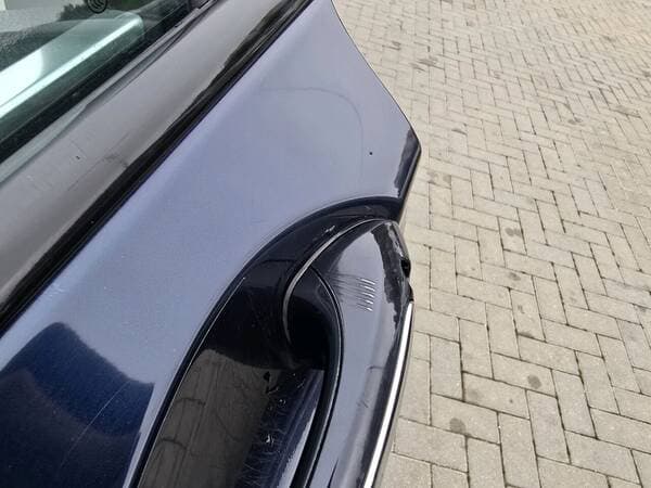 BMW 740 2010 — Миниатюра 5