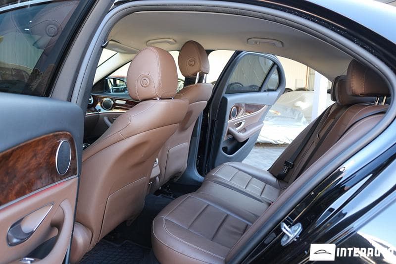 2016 Mercedes E 220 — Miniatură 14