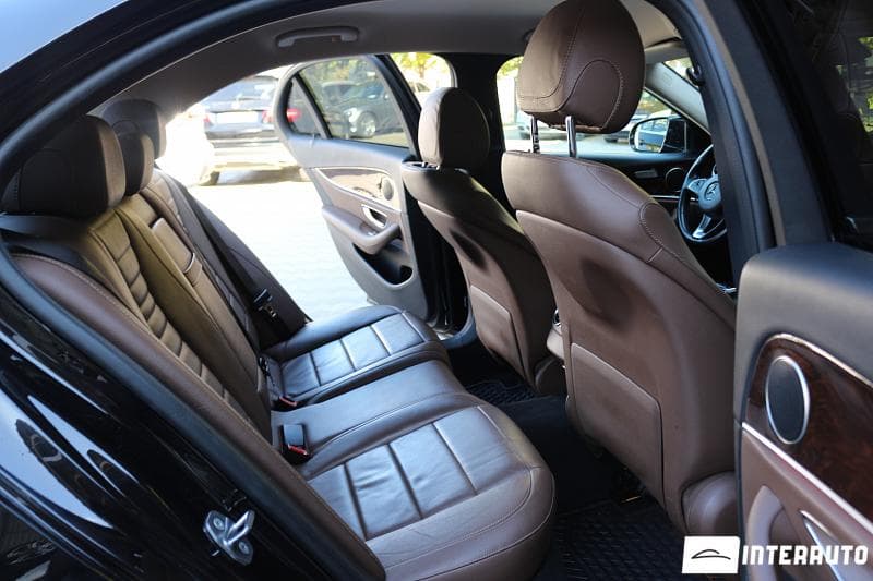 2016 Mercedes E 220 — Miniatură 12