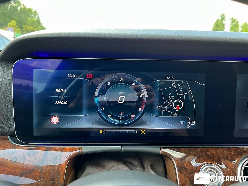 2016 Mercedes E 220 — Miniatură 8
