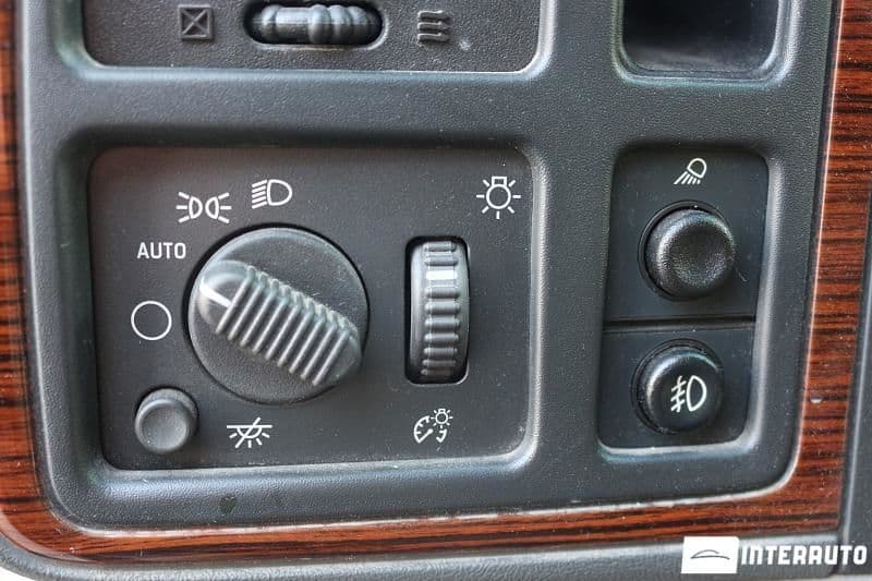 Cadillac Escalade 2004 — Миниатюра 16
