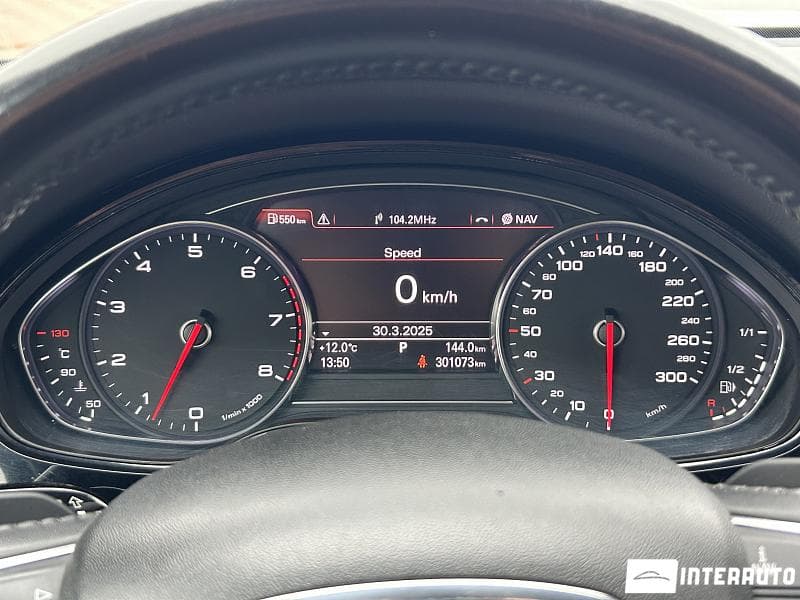 2010 Audi A8 — Miniatură 14