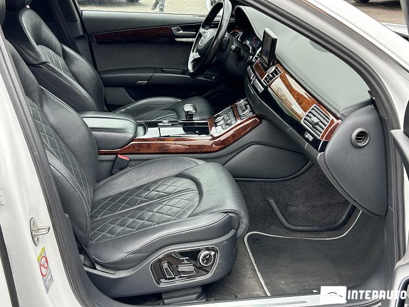 2010 Audi A8 — Miniatură 10