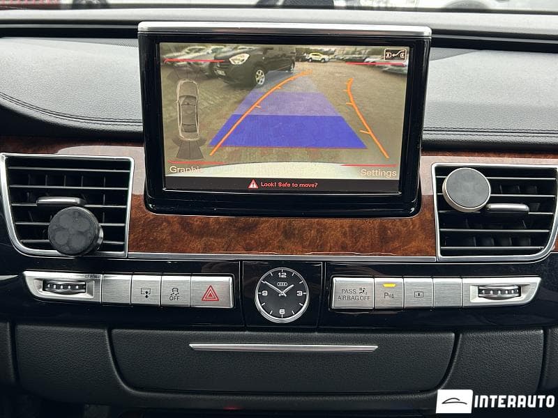 2010 Audi A8 — Miniatură 16