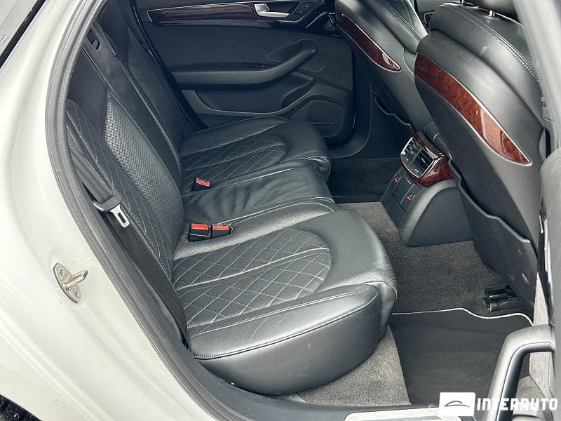 2010 Audi A8 — Miniatură 22