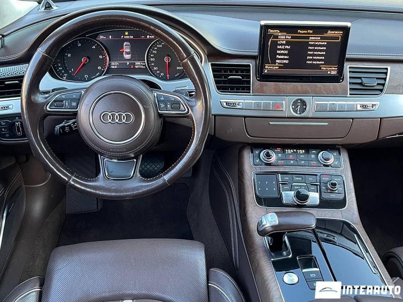 Audi A8 2011 — Миниатюра 8