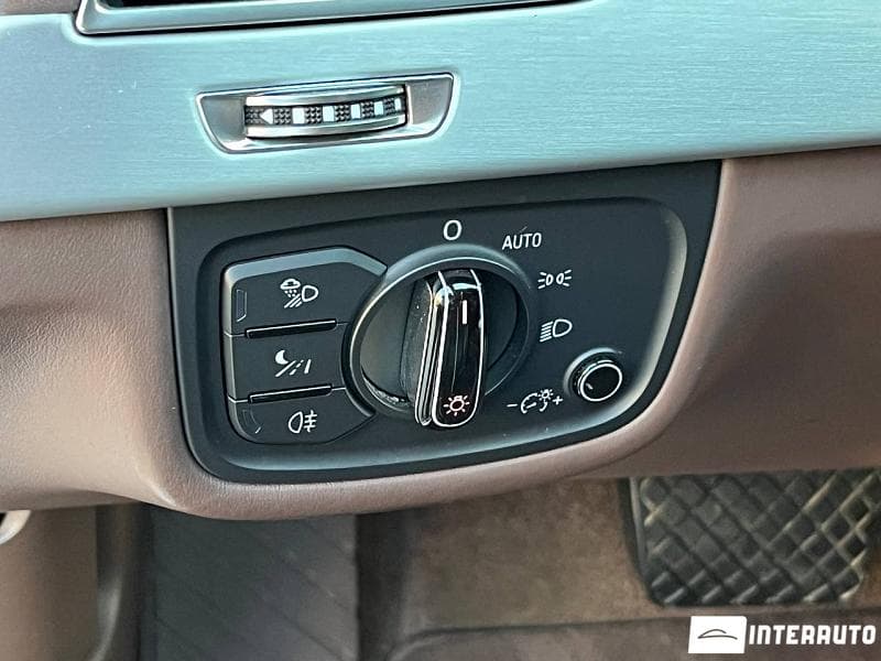 Audi A8 2011 — Миниатюра 19