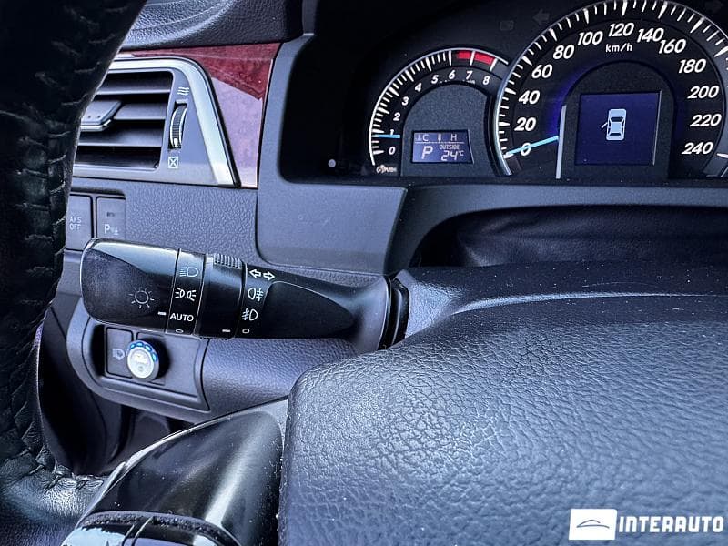 Toyota Camry 2011 — Миниатюра 13