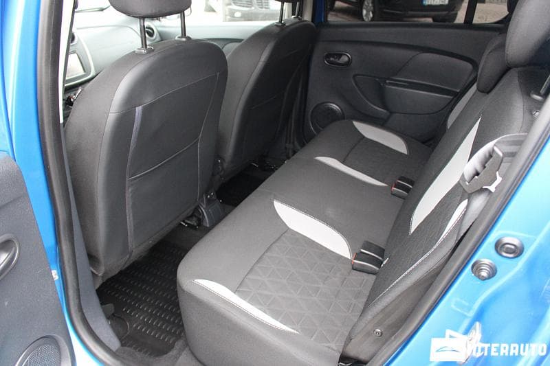 2015 Dacia Sandero Stepway — Miniatură 14