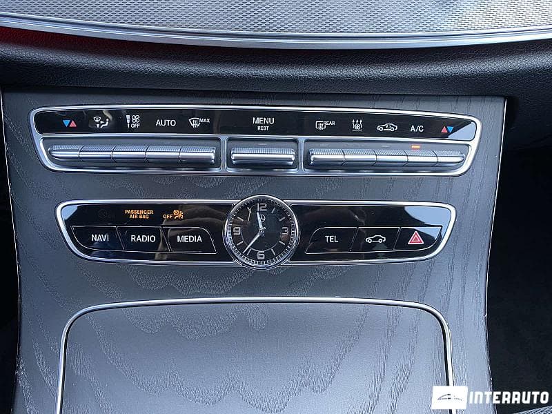 Mercedes E 220 2018 — Миниатюра 13