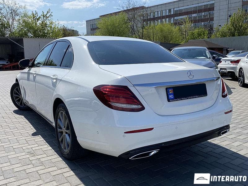 Mercedes E 220 2018 — Миниатюра 4