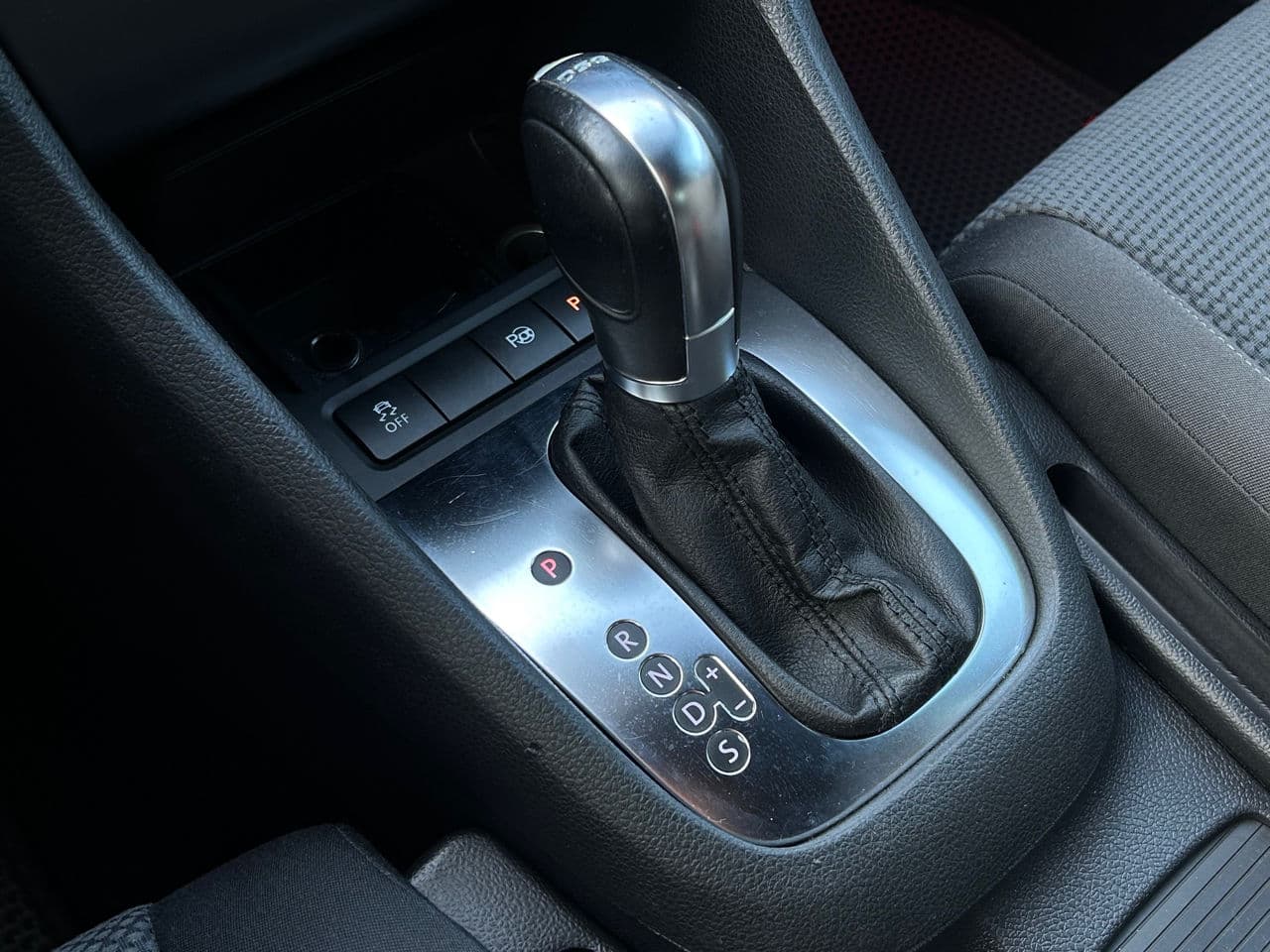 Volkswagen Golf 2012 — Миниатюра 13