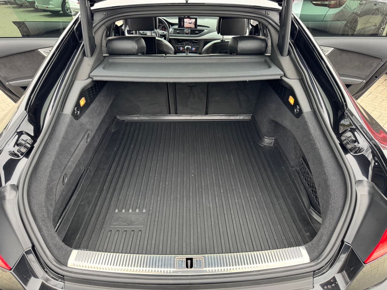 Audi A7 2012 — Миниатюра 23