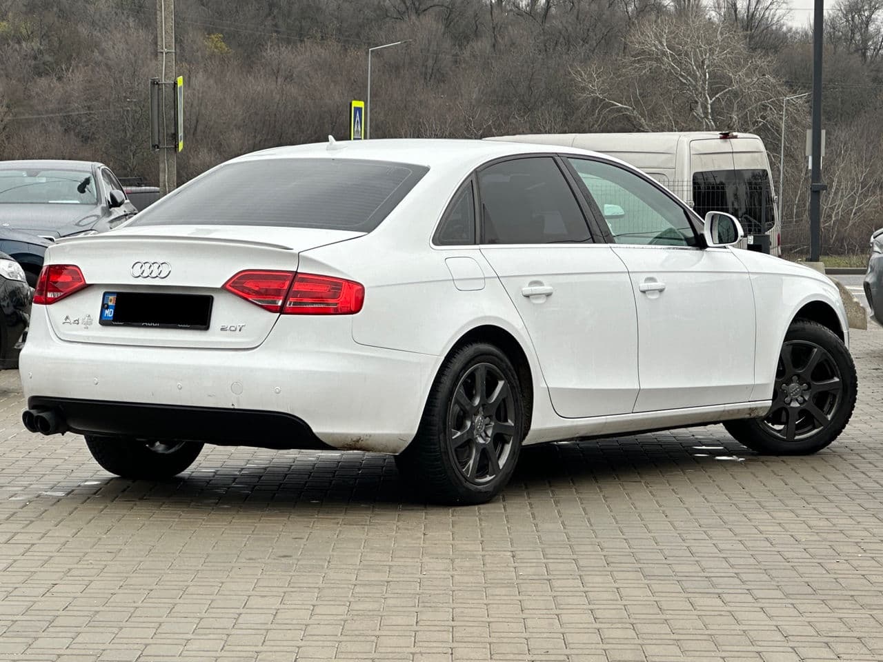 2009 Audi A4 — Miniatură 3