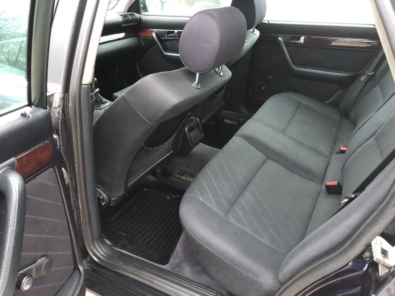 Audi A6 1996 — Миниатюра 12