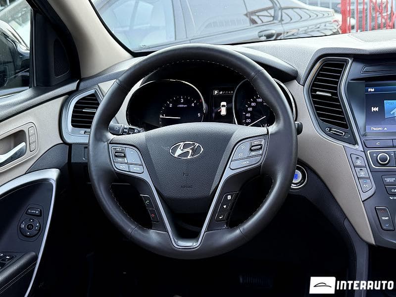 2017 Hyundai Grand Santa Fe — Miniatură 8