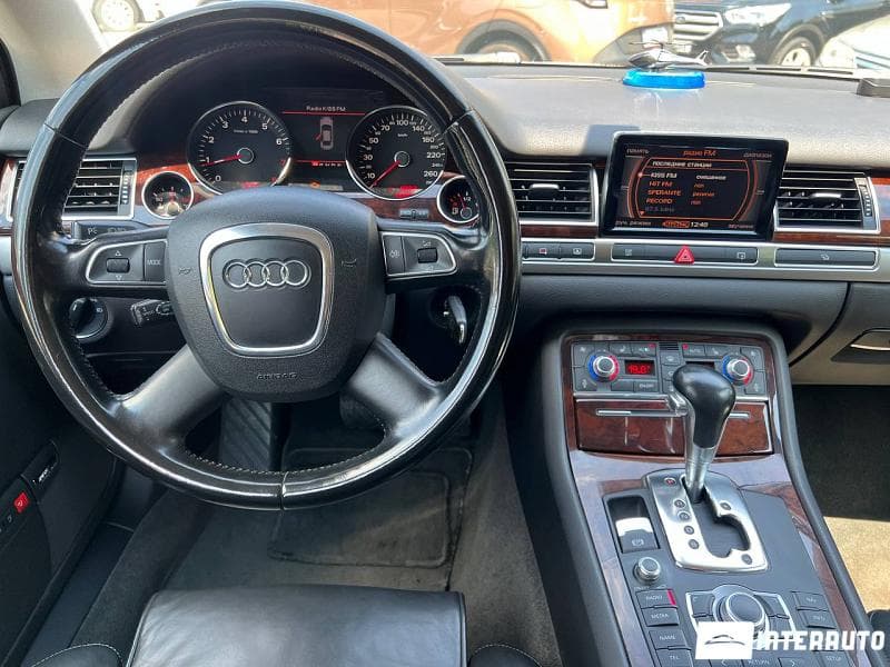 Audi A8 2009 — Миниатюра 9