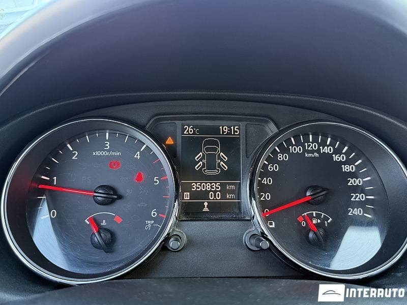 Nissan Qashqai 2010 — Миниатюра 9