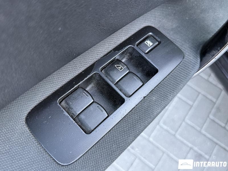 Nissan Qashqai 2010 — Миниатюра 6