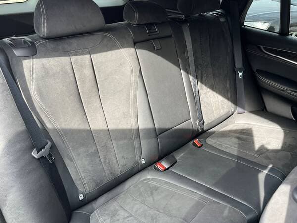 2015 BMW X5 2.5D — Miniatură 16