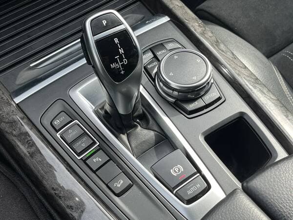 2015 BMW X5 2.5D — Miniatură 11