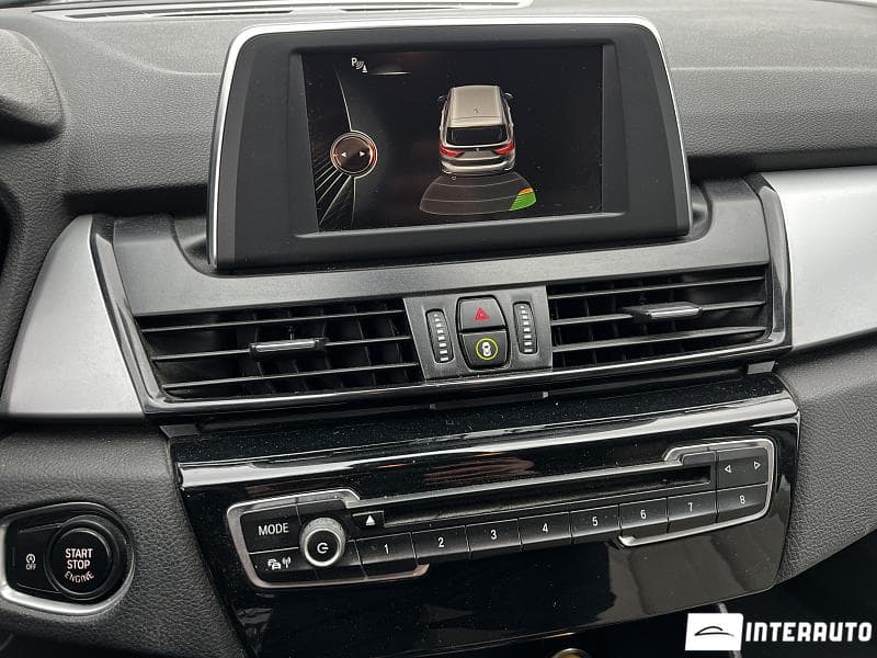 BMW 216d 2015 — Миниатюра 10