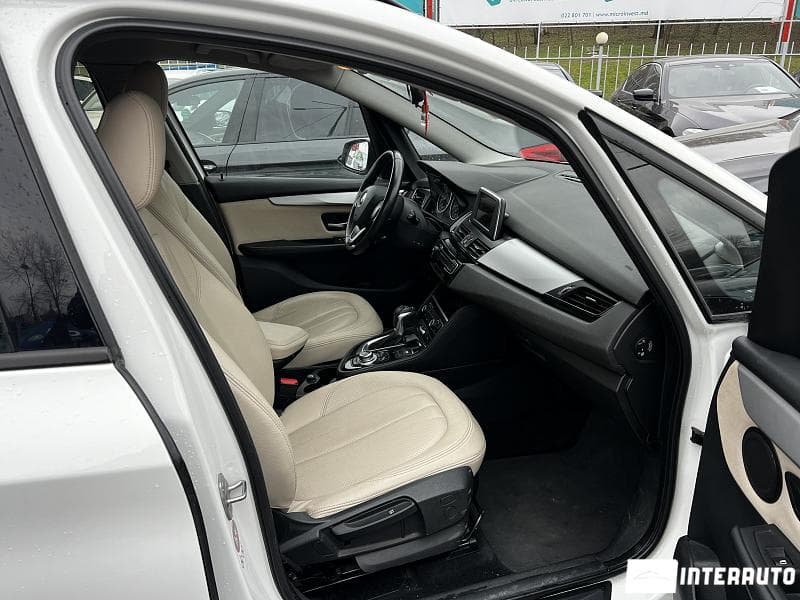 BMW 216d 2015 — Миниатюра 5