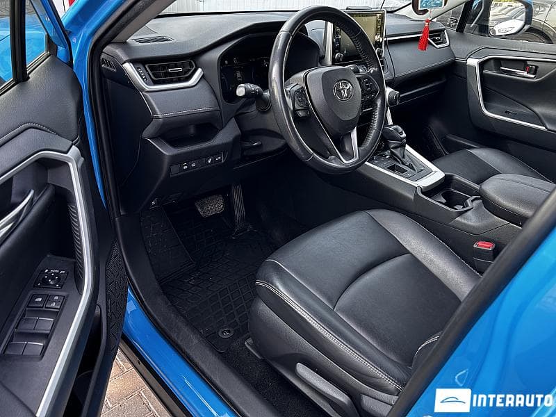 Toyota Rav-4 2019 — Миниатюра 6