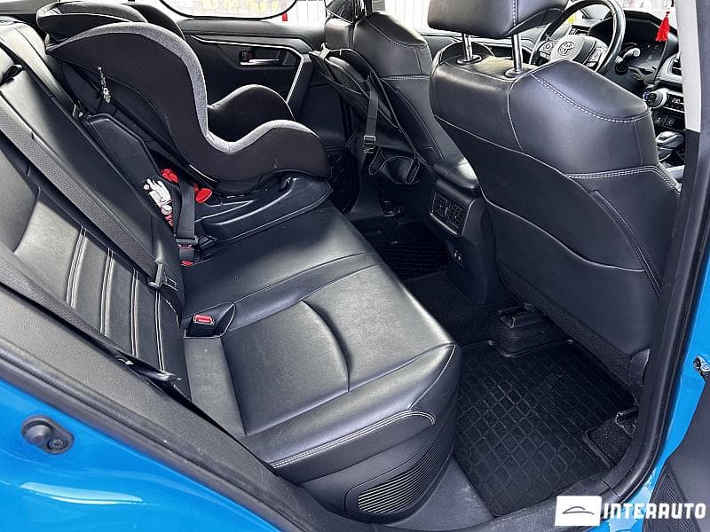 Toyota Rav-4 2019 — Миниатюра 18