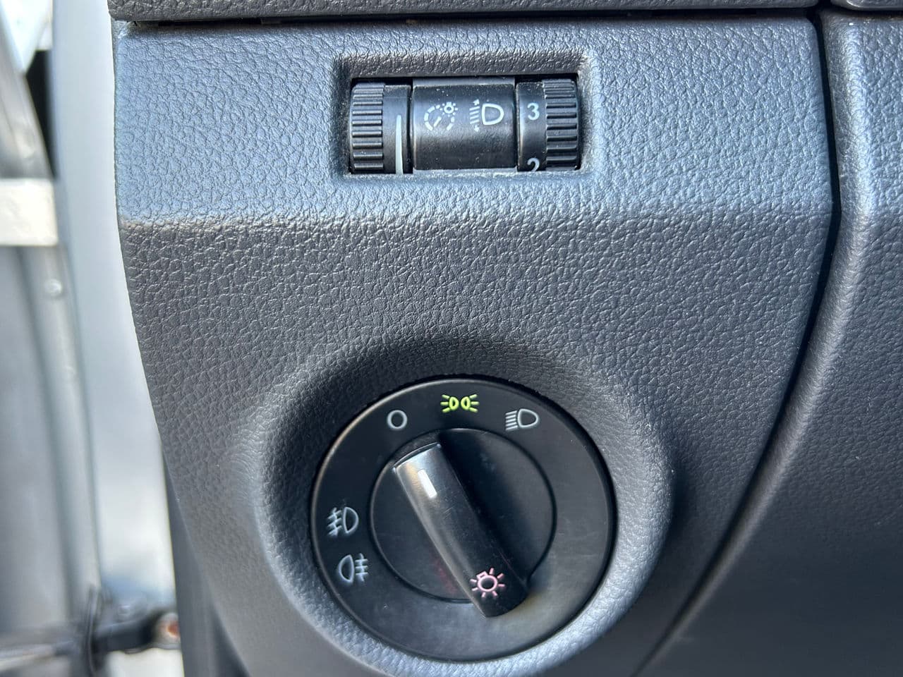 Volkswagen Amarok 2010 — Миниатюра 12