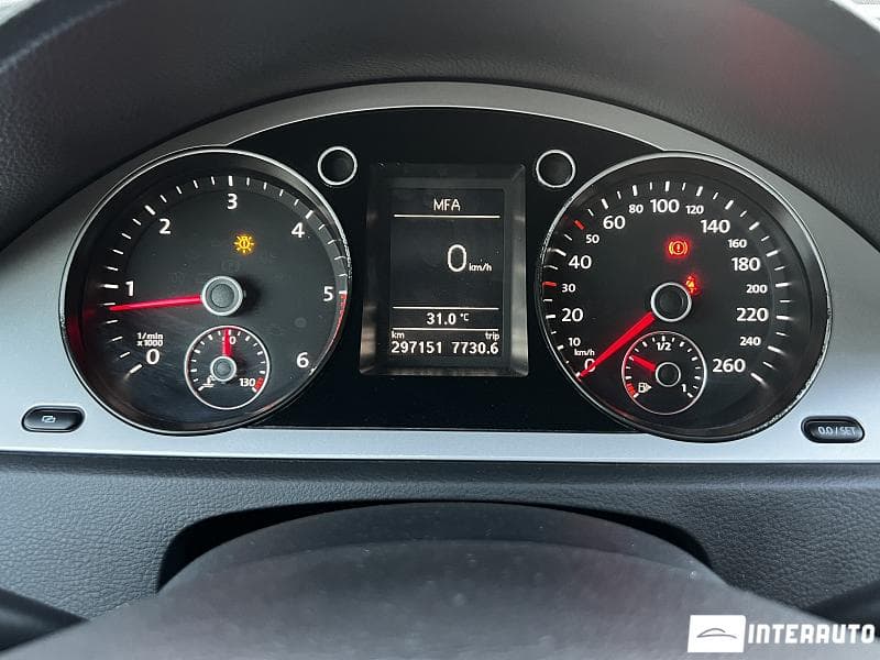 2010 Volkswagen Passat — Miniatură 7