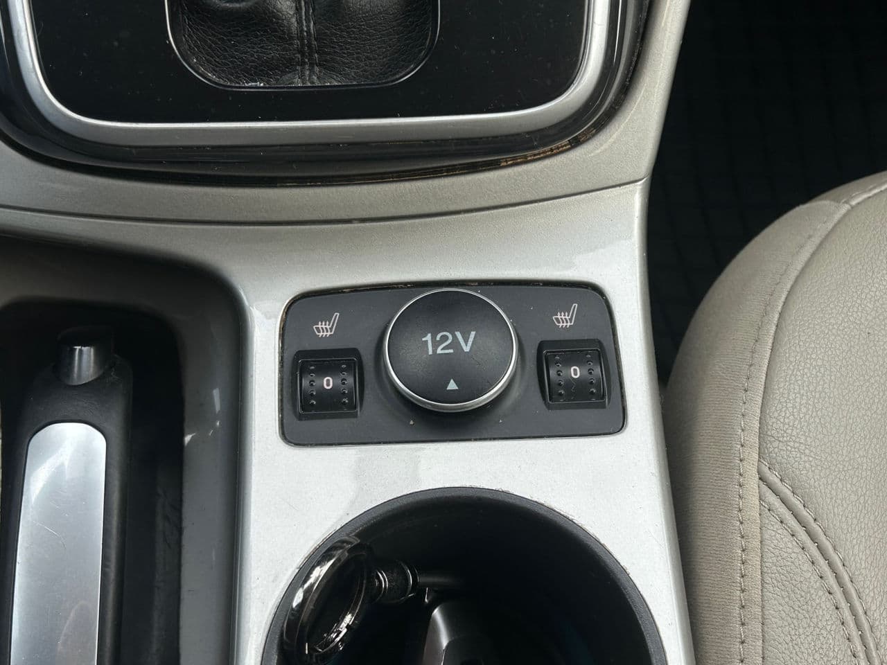 Ford C-MAX 2012 — Миниатюра 15