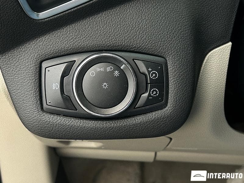 Ford C-MAX 2012 — Миниатюра 8