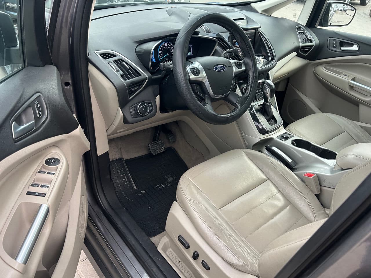 Ford C-MAX 2012 — Миниатюра 5