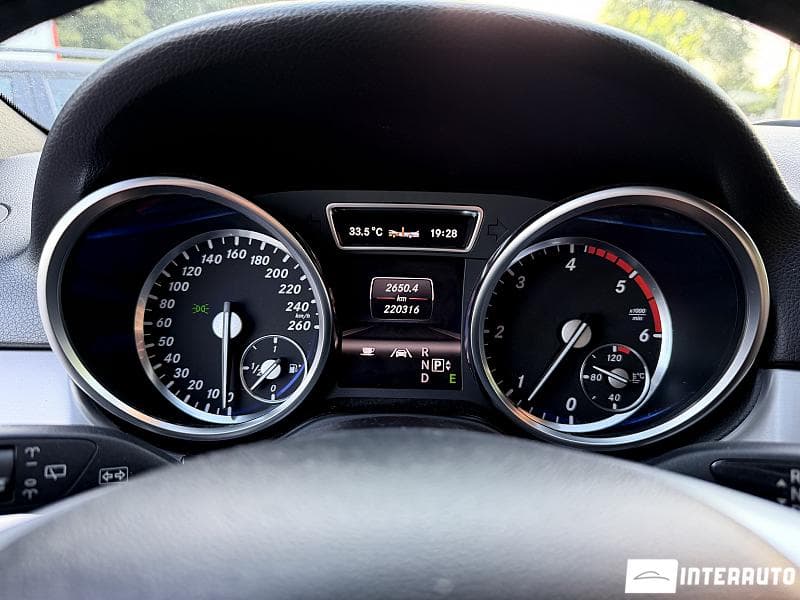 Mercedes ML 250 2013 — Миниатюра 10