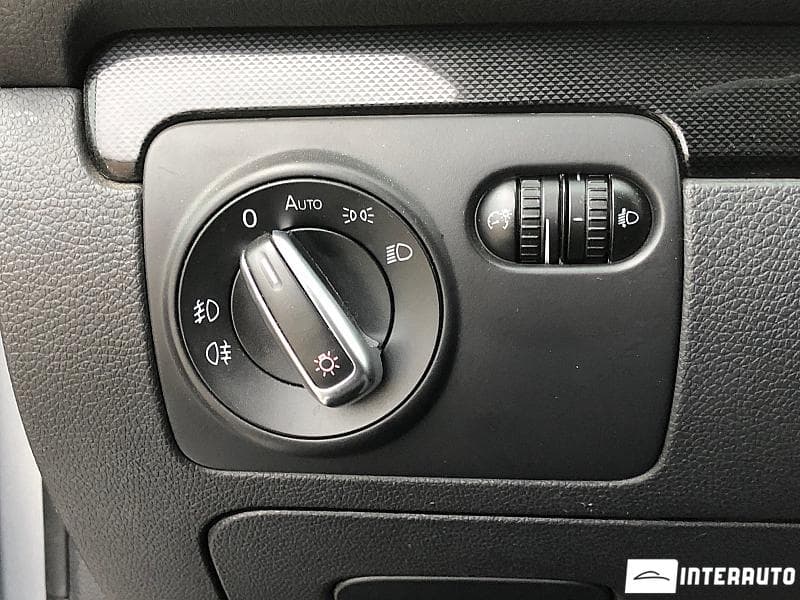 2010 Volkswagen Golf — Miniatură 10